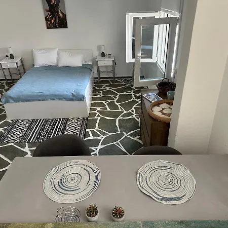 Pensionat Syra Nest Private Beach Liaropá